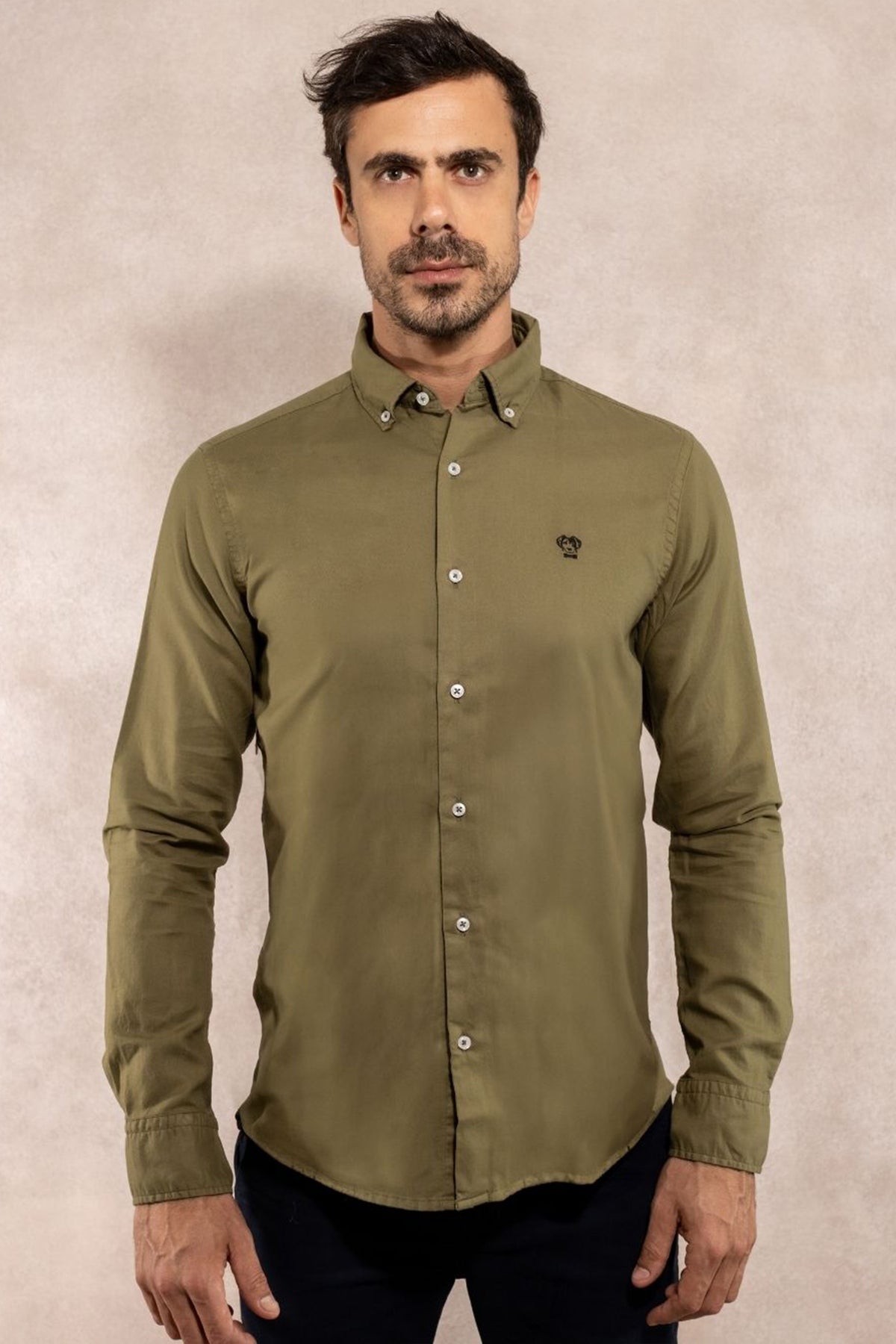 Camisa Antimanchas Oxford Verde Militar - Talla Regular