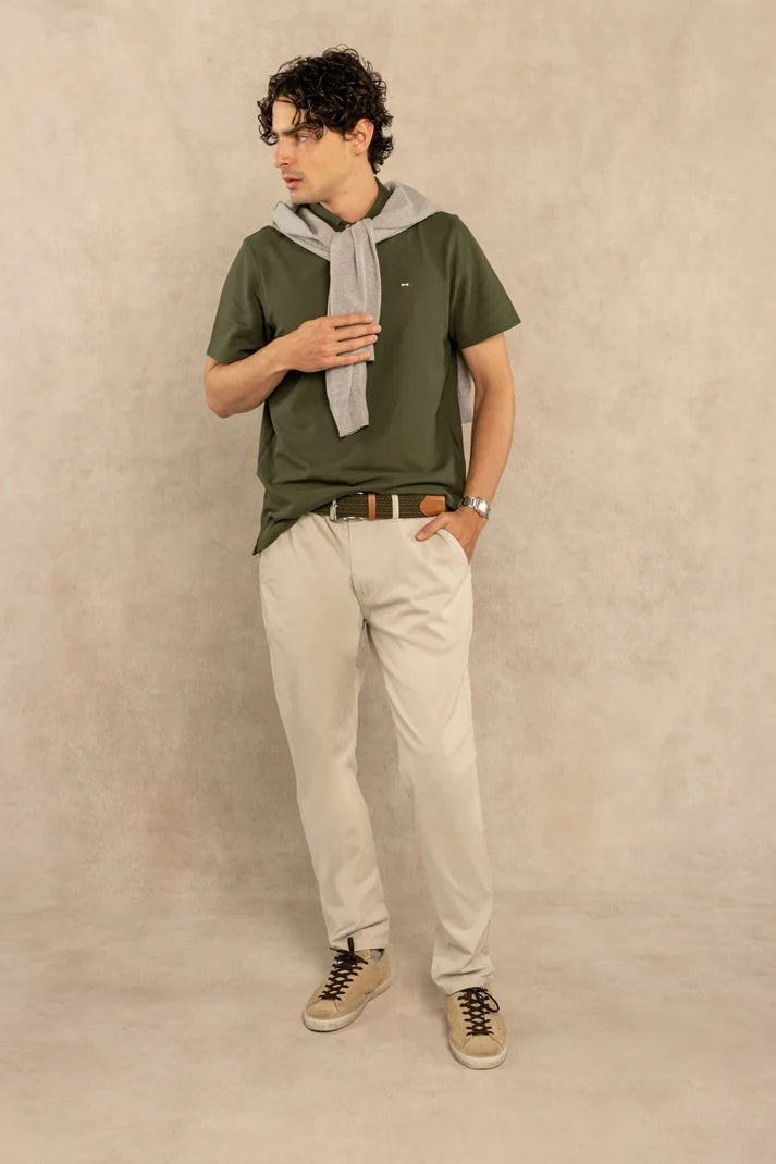 Polo Antimanchas Cuello Rígido Verde Militar