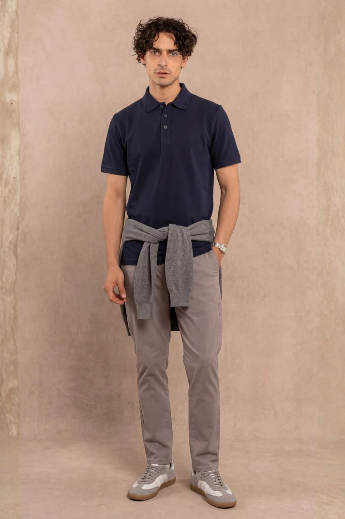 Polo Antimanchas Cuello Rígido Azul Navy