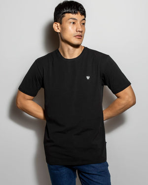 camiseta antimanchas negra para hombre de DANTE