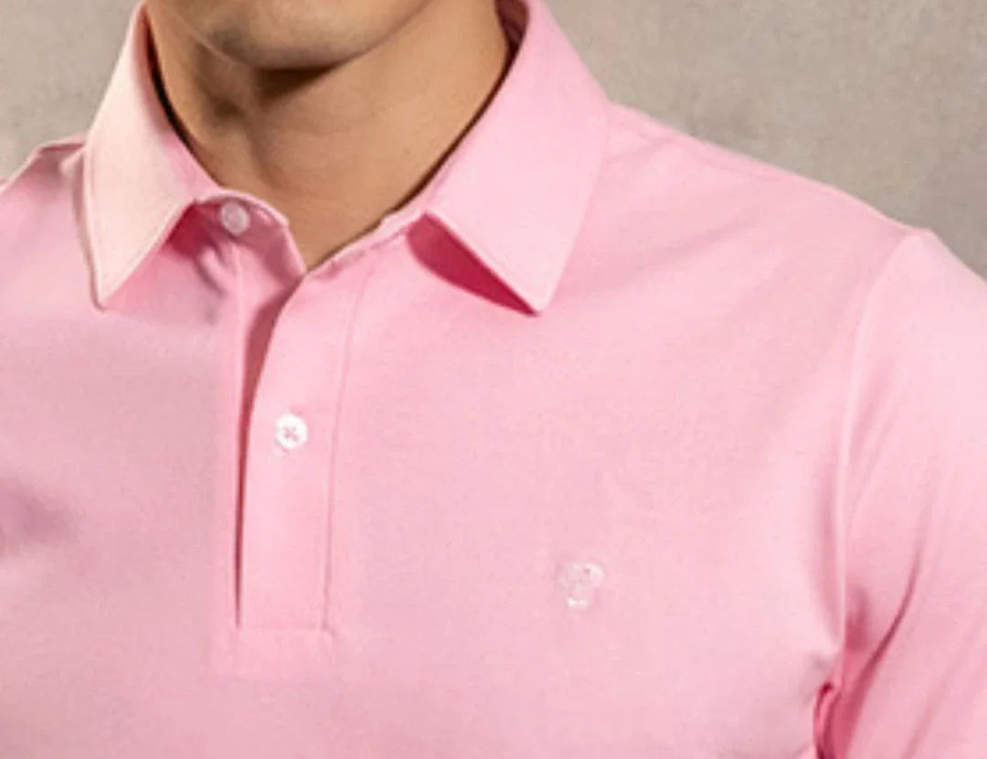 Polo Antimanchas Cuello Rígido Rosado marca DANTE tallaje regular fit foto logo